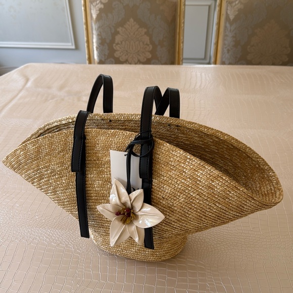 🦋 Bloggers Favorite 🦋 NWT ZARA BASKET SHOULDER BAG WITH FLOWER - Picture 12 of 16